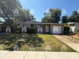 1108 E Inwood Dr - Photo 1 of 1