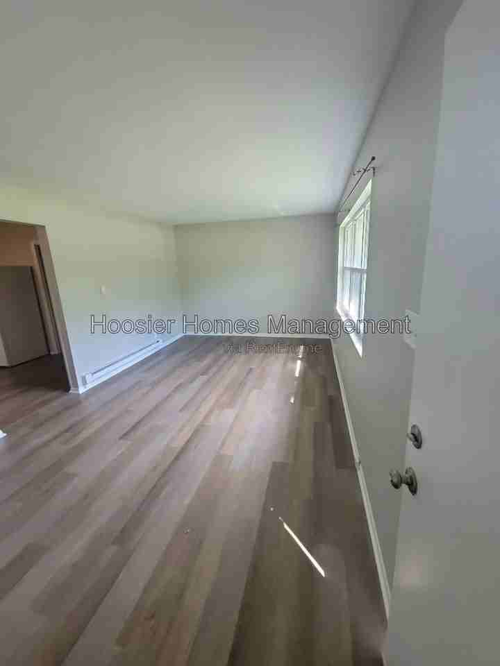 1520 E Stop 10 Rd - Photo 2 of 12