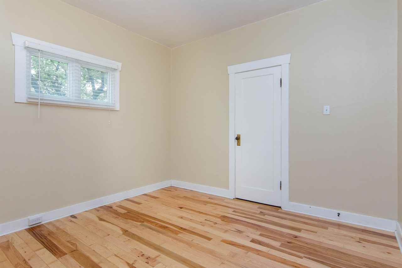 233 E St - Photo 7 of 13