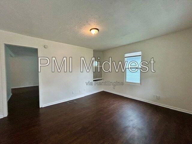 2623 Indianapolis Ave - Photo 6 of 26