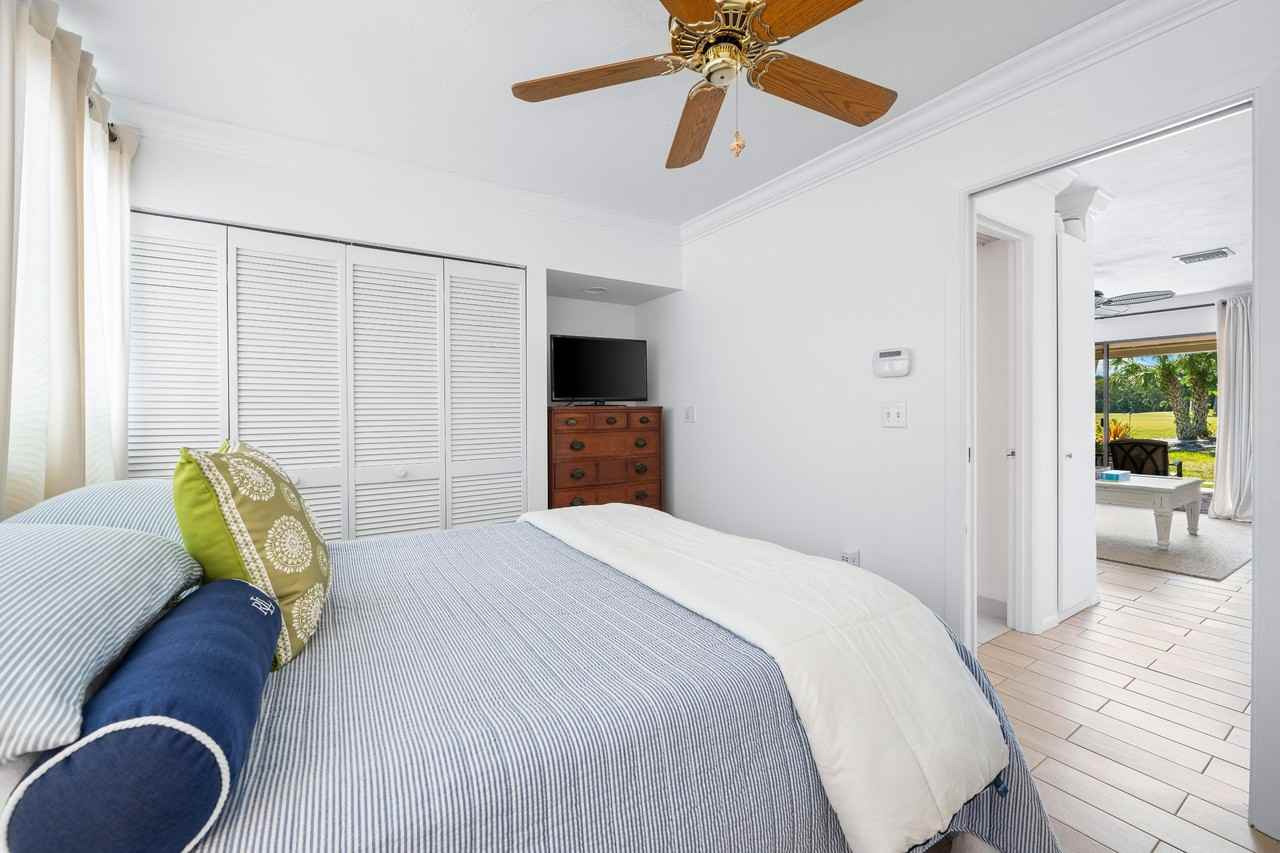3563 Longmeadow #32 - Photo 3 of 17