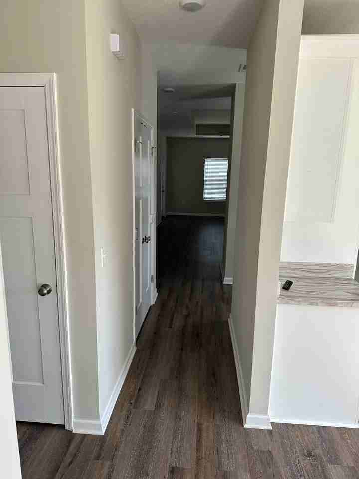 126 Hannah Dr - Photo 3 of 26