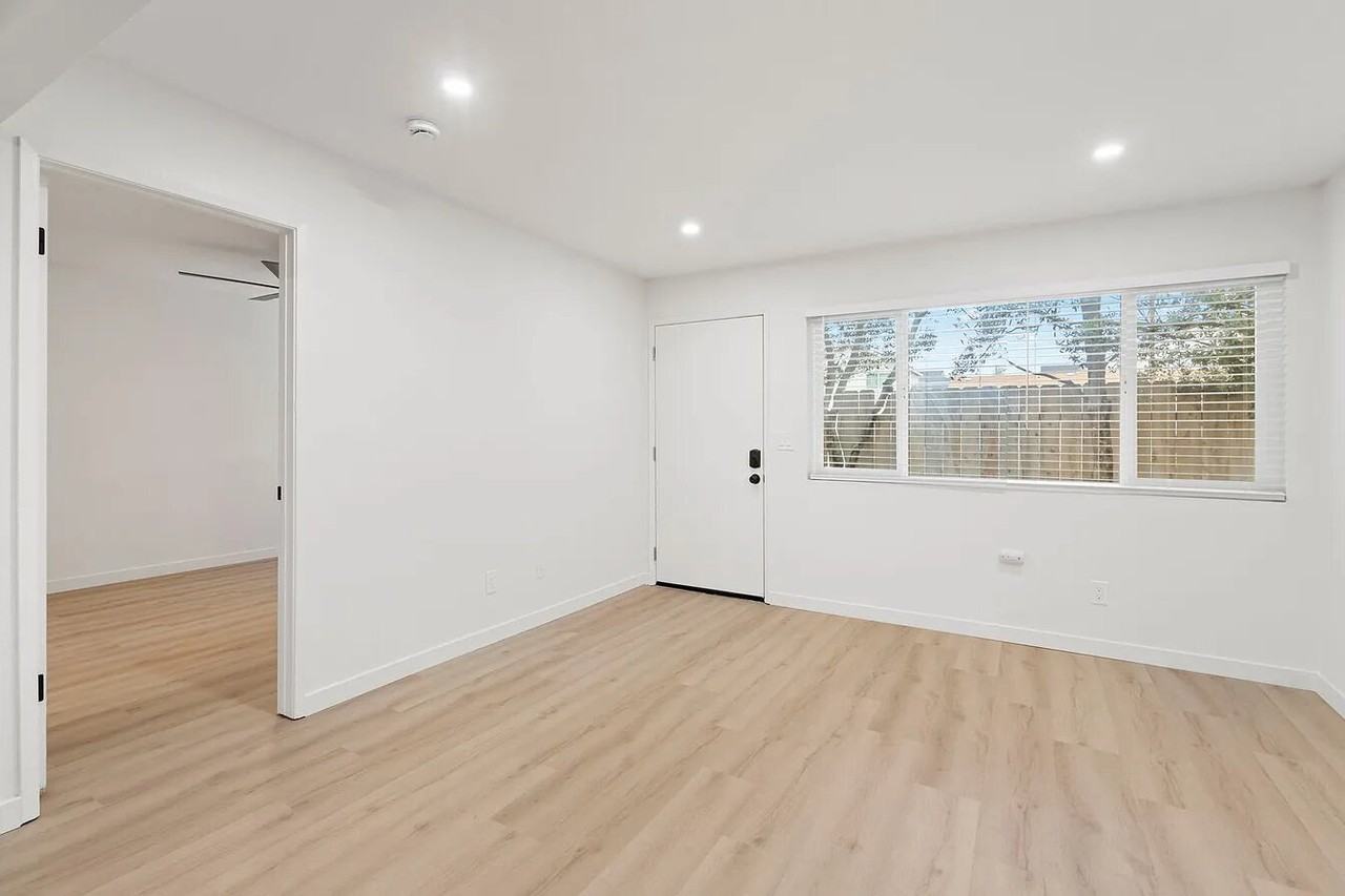 1574 13th St - Photo 7 of 16