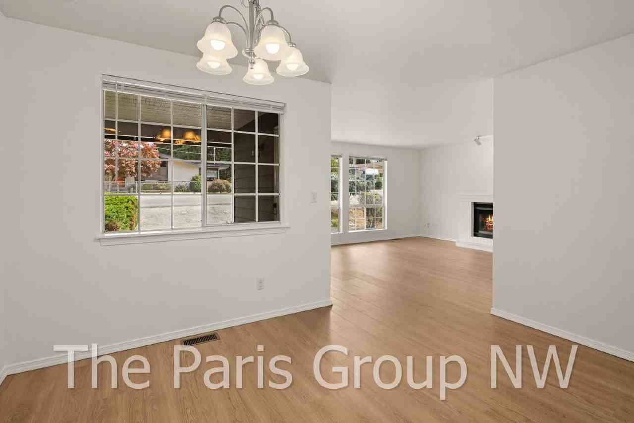 1313 Monroe Ave Ne - Photo 2 of 42