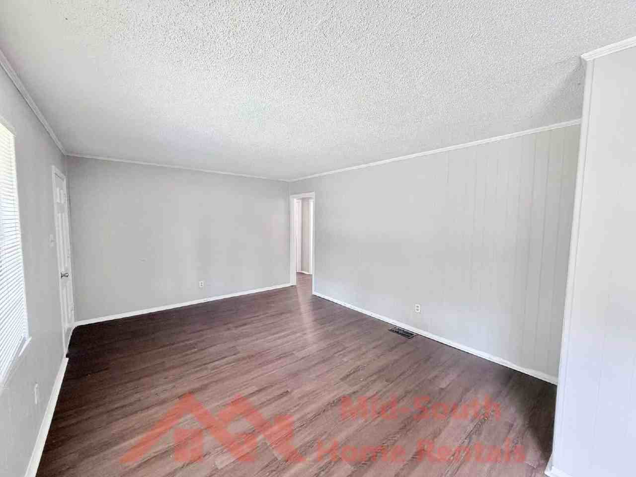 3682 Suzanne Dr - Photo 7 of 21