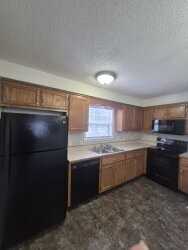 412 Eddy St - Photo 5 of 12