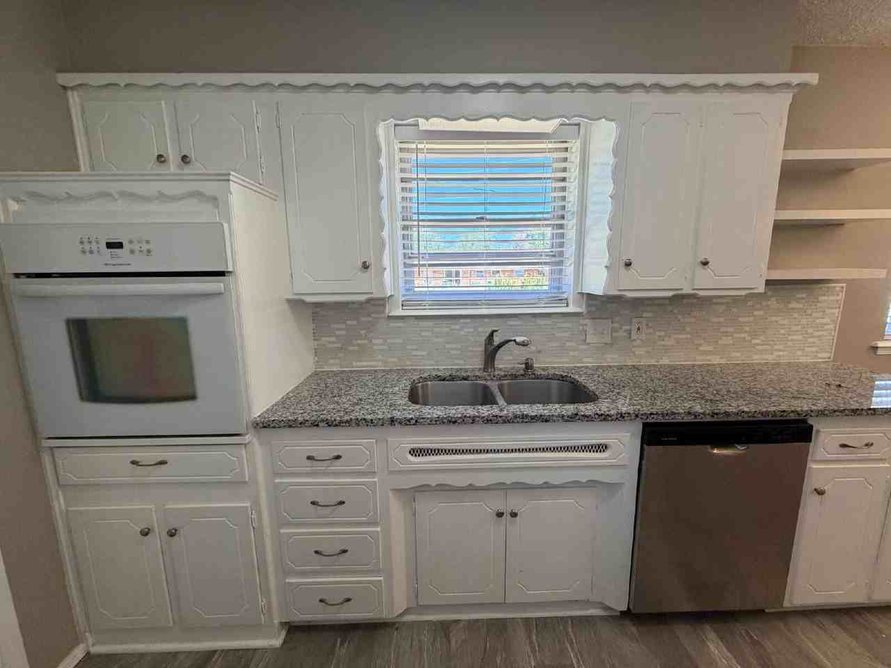 8213 Nw 36th Ter - Photo 2 of 17