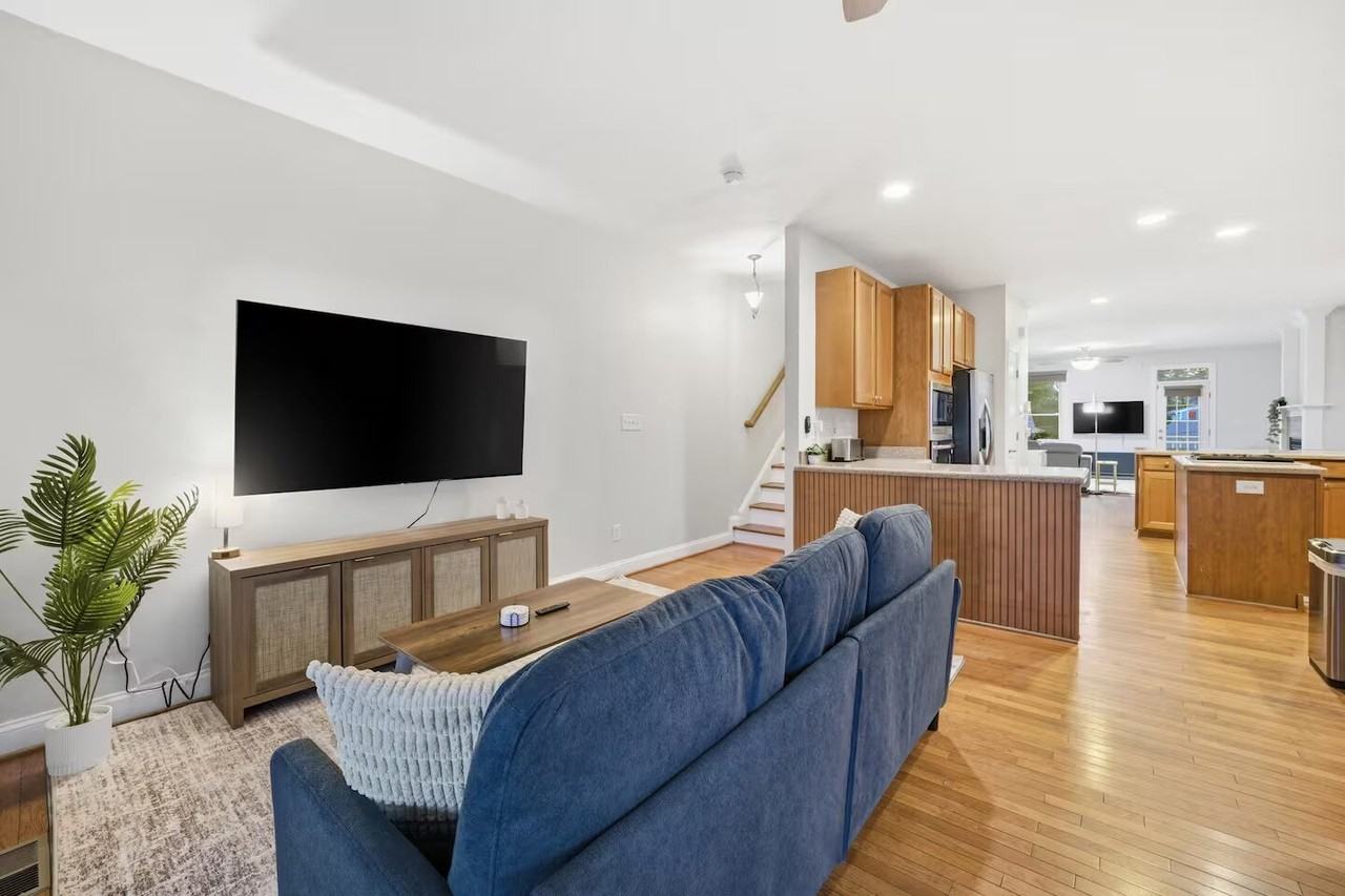 9524 14th Bay St - Photo 2 of 46