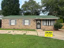 featured image of 3775 Ashburn St
