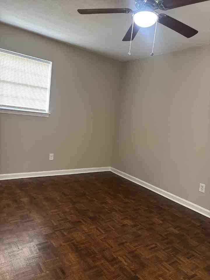 3775 Ashburn St - Photo 3 of 16