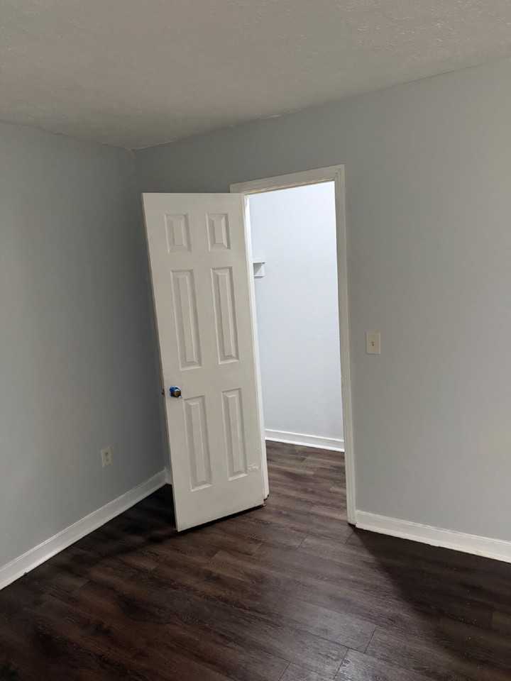 41 Northtown Rd #A - Photo 7 of 23