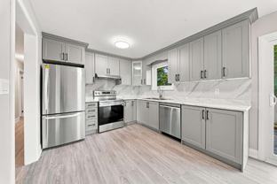 15 Elgin St W #UPPER - Photo 1 of 1