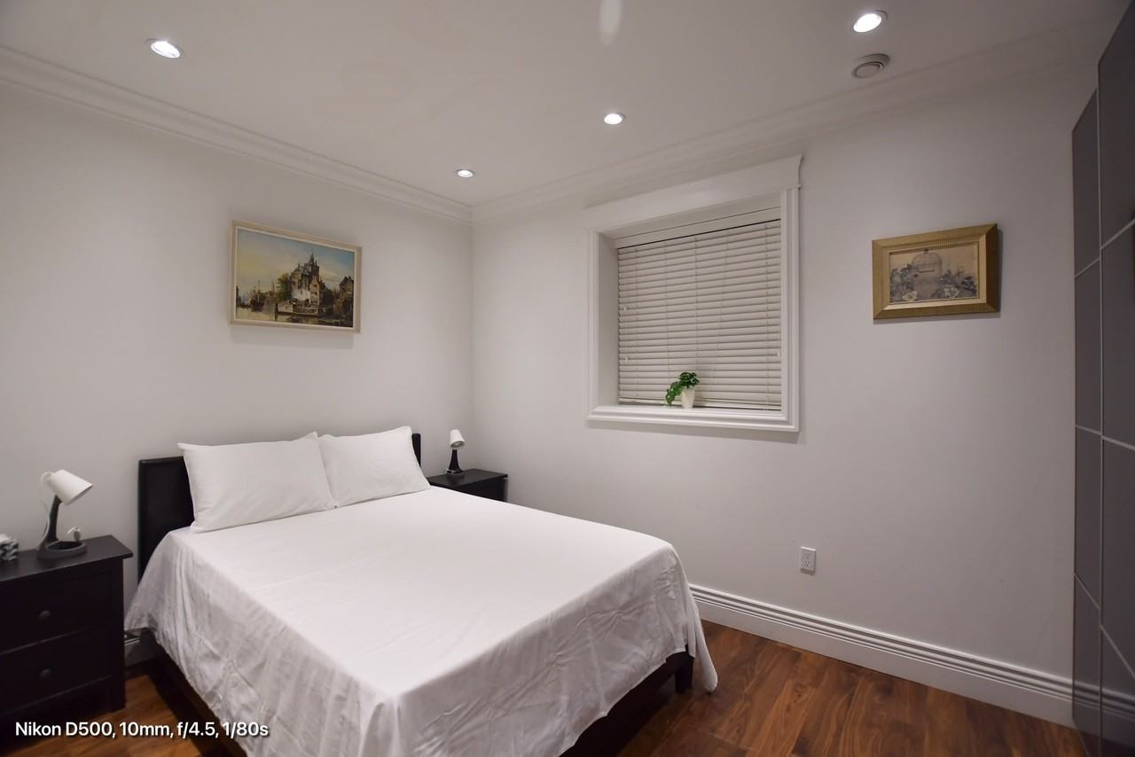 1151 West 21st Street - Photo 6 of 15