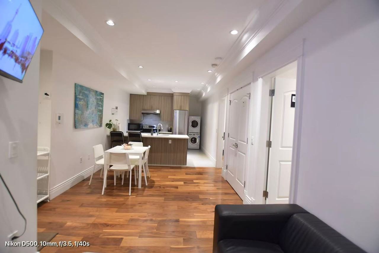 1151 West 21st Street - Photo 2 of 15