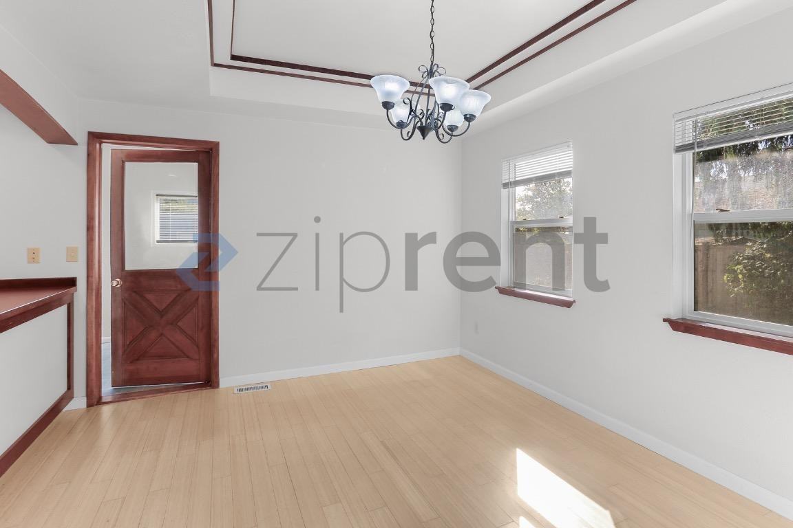 4505 S Thompson Ave - Photo 7 of 20