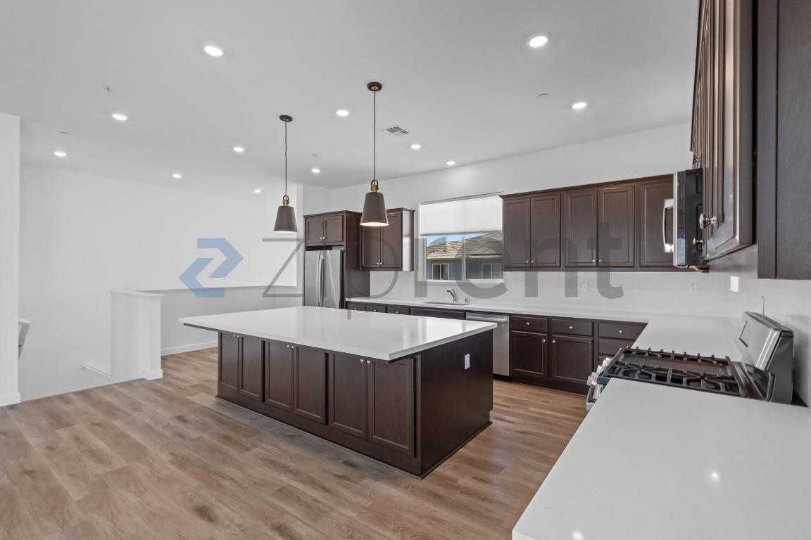 2442 Shore Vis - Photo 5 of 40