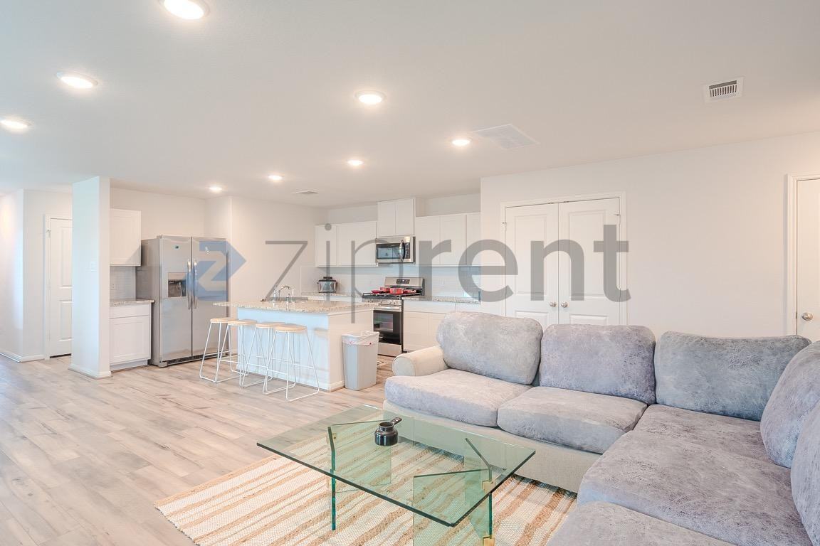 5243 Shallowhurst Ln - Photo 6 of 28