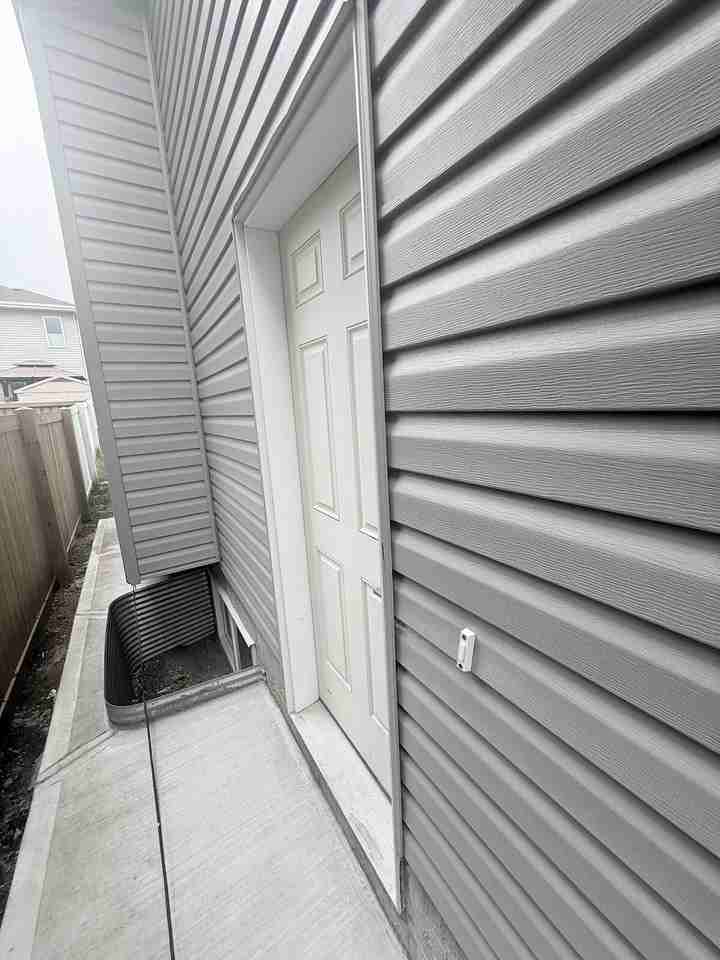 5758 175b Ave Nw - Photo 7 of 10