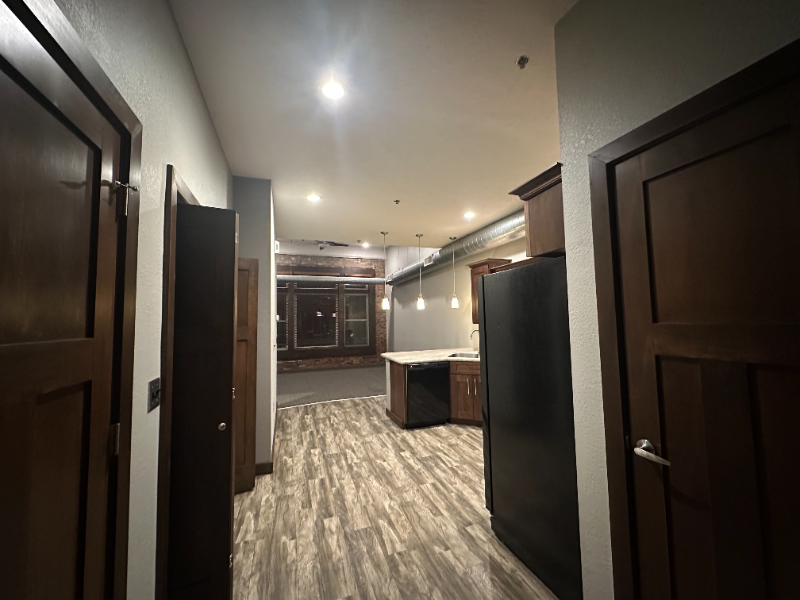 128 S Santa Fe Ave - Photo 4 of 15