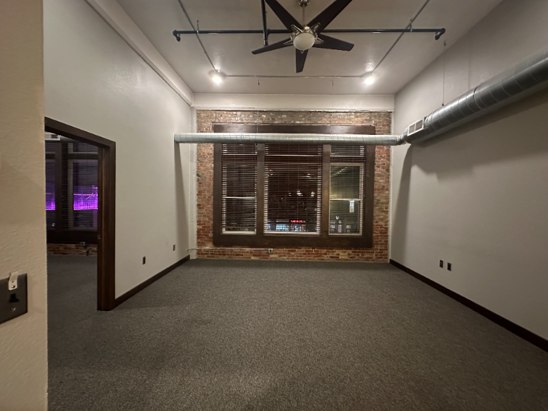 128 S Santa Fe Ave - Photo 7 of 15