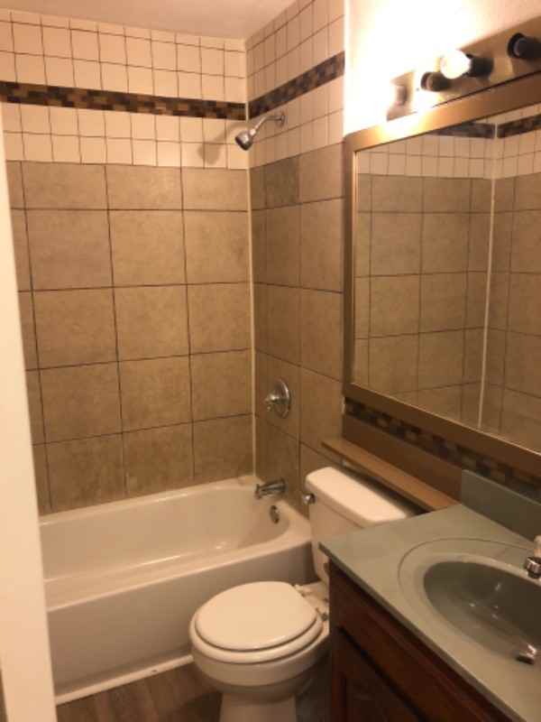 6427 Moonhill Dr - Photo 7 of 27