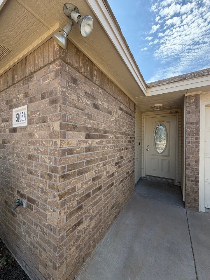 5105 Graceland Dr #A - Photo 3 of 11