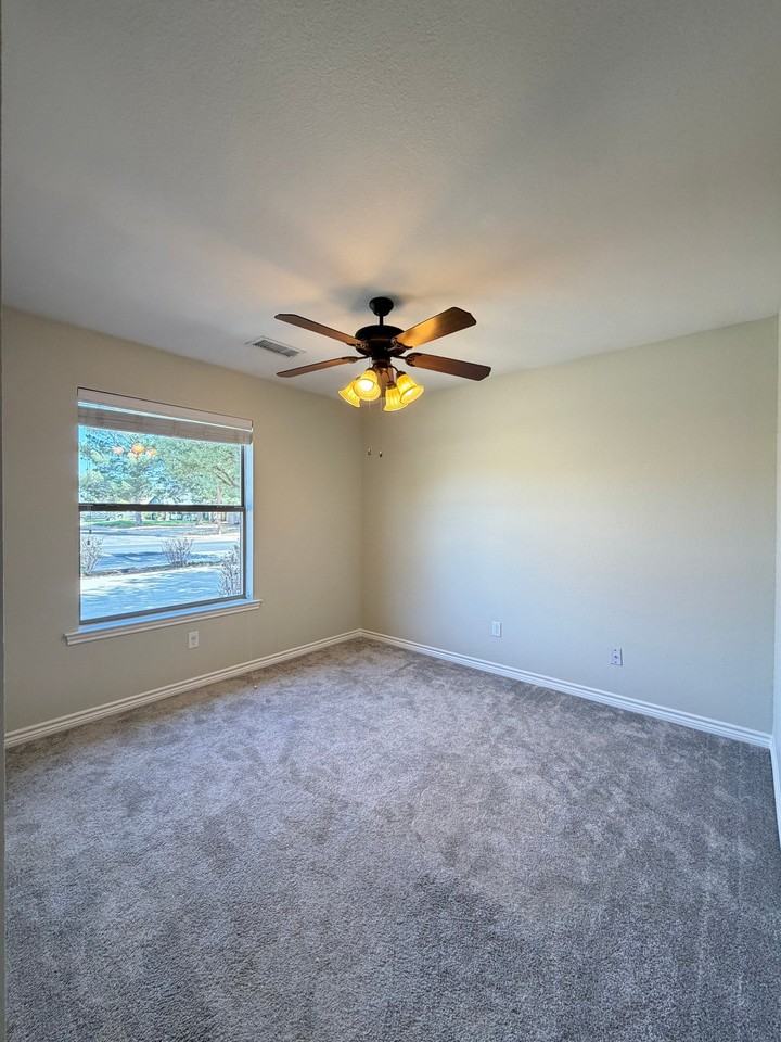 5105 Graceland Dr #A - Photo 5 of 11