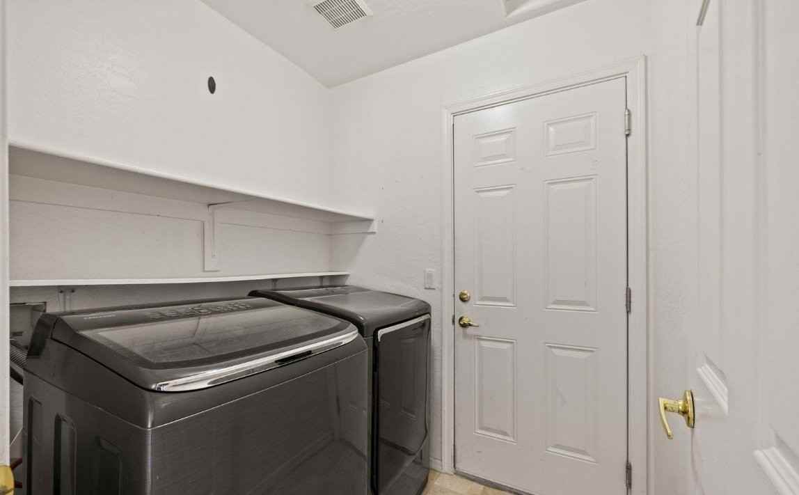 7361 E Plateau Ridge Rd - Photo 5 of 9