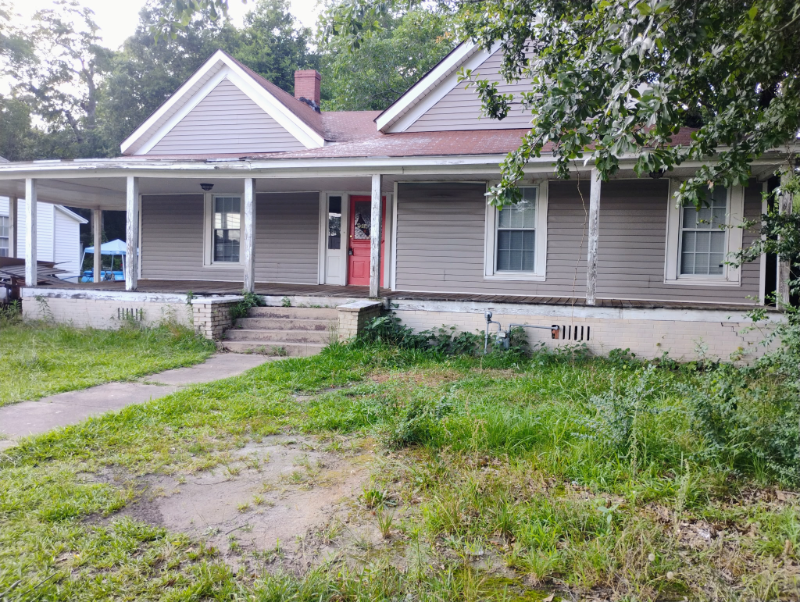 521 E Greer St - Photo 7 of 15