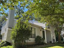 913 Langdon Ct - Photo 1 of 1