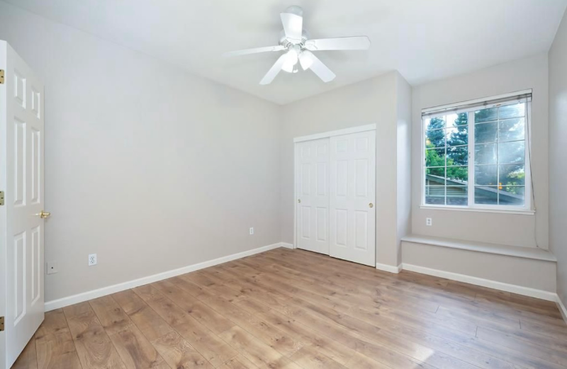 2029 5th St - Photo 7 of 11