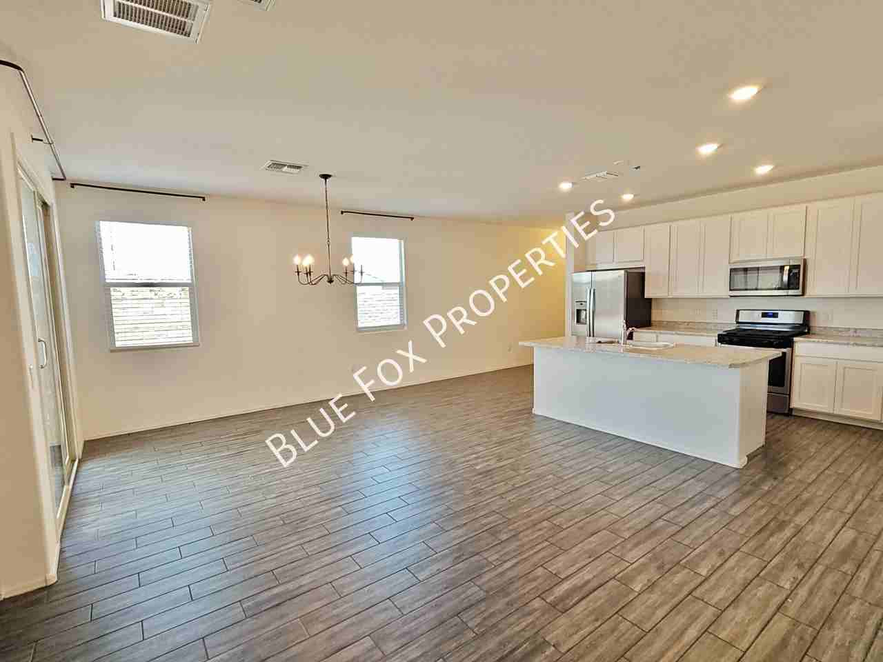 7926 S Golden Bell Dr - Photo 3 of 43