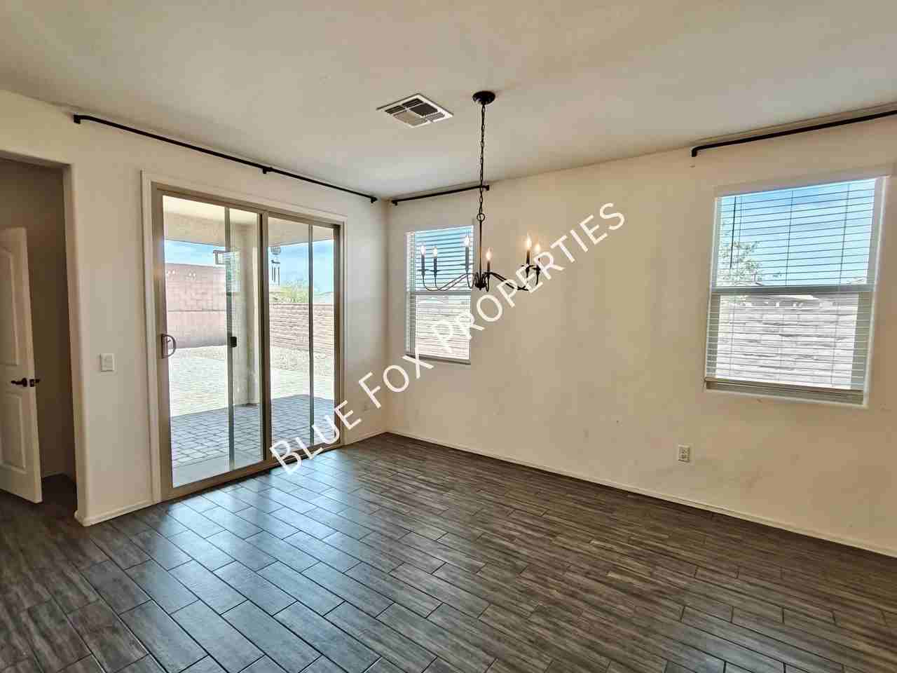 7926 S Golden Bell Dr - Photo 5 of 43