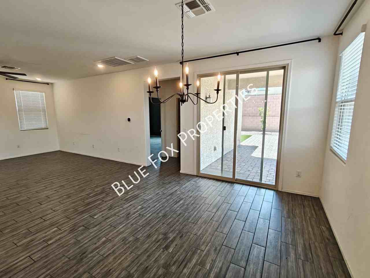 7926 S Golden Bell Dr - Photo 7 of 43