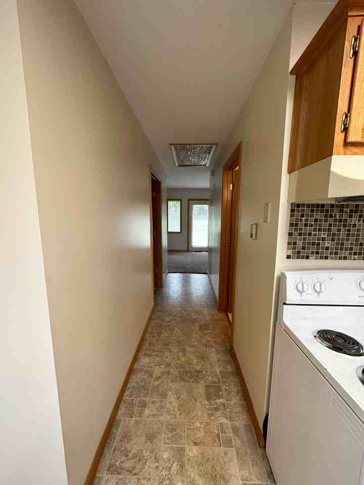 350 N Lakeland Dr - Photo 7 of 22