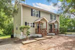 featured image of 204 Allen St Apt A #Apt A