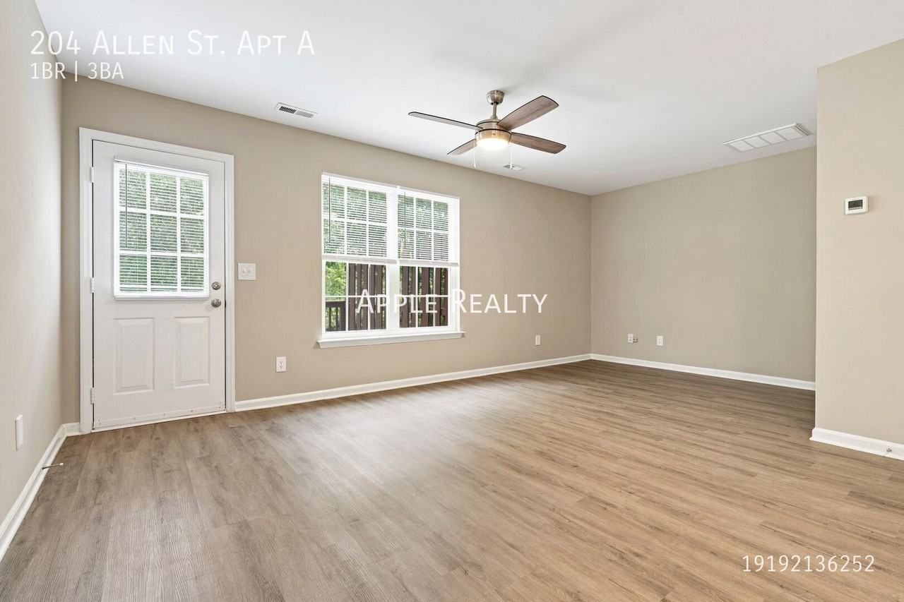 204 Allen St Apt A - Photo 2 of 20