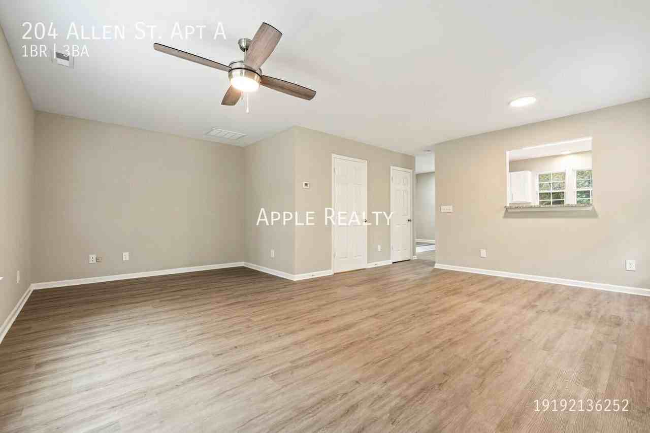 204 Allen St Apt A - Photo 3 of 20