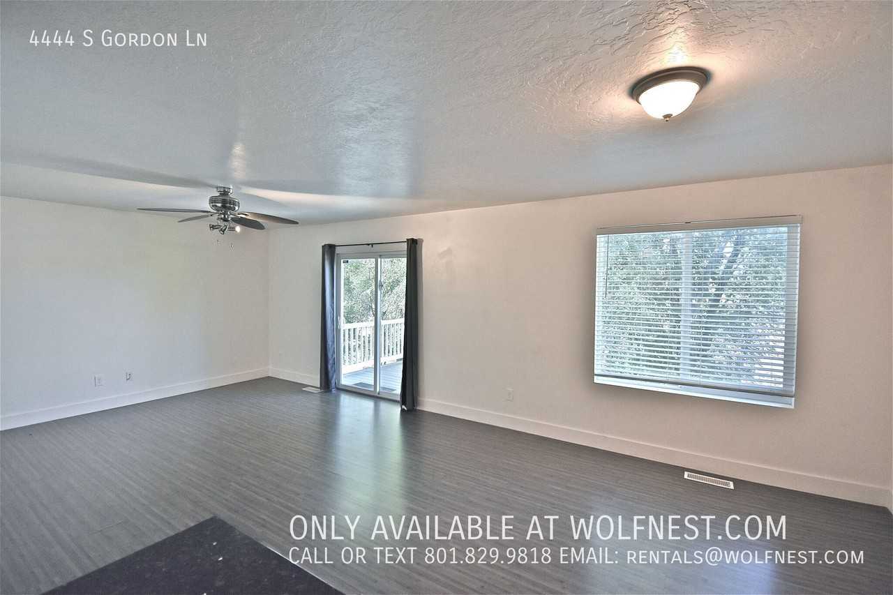 4444 S Gordon Ln - Photo 7 of 50