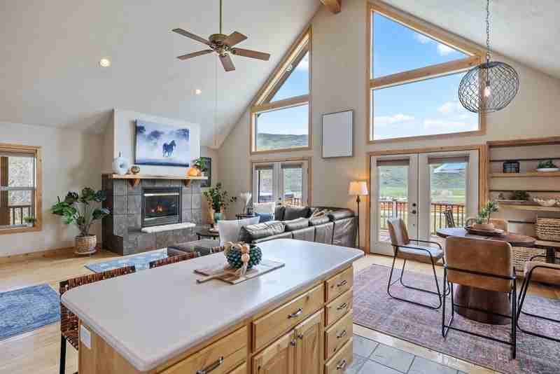 4801 Conifer Dr - Photo 3 of 43