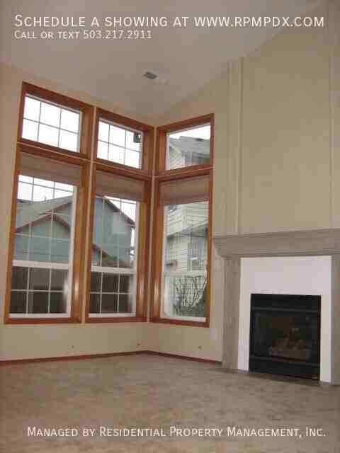 1298 Ne 22nd Ave - Photo 2 of 16