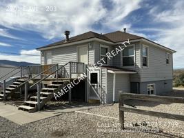 featured image of 2901 E Ave #203