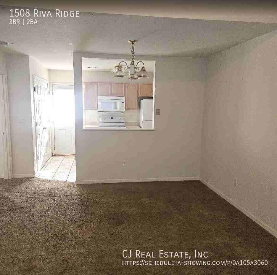 1508 Riva Ridge Ct - Photo 2 of 9