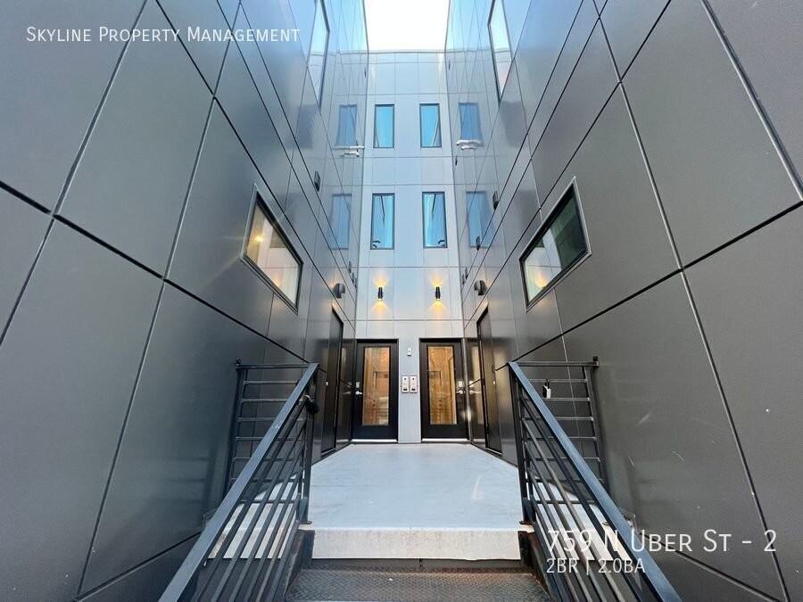 759 N Uber St #2 - Photo 3 of 14
