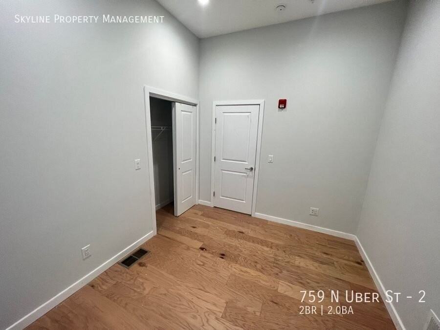 759 N Uber St #2 - Photo 5 of 14