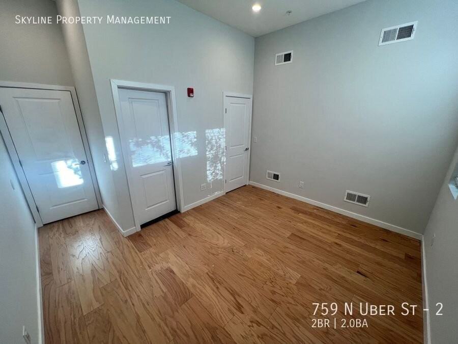 759 N Uber St #2 - Photo 6 of 14