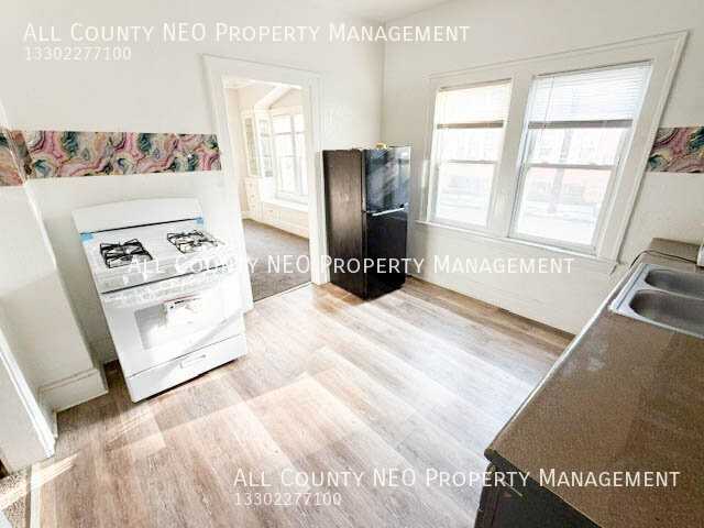11724 Imperial Ave - Photo 3 of 14