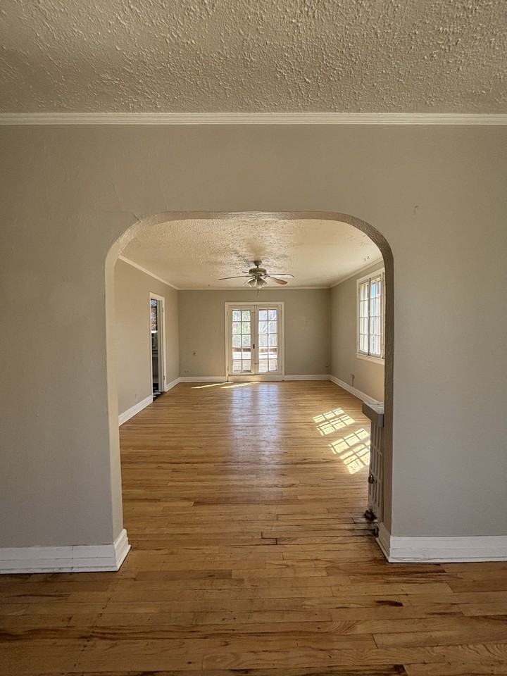 1320 York St #33 - Photo 2 of 24