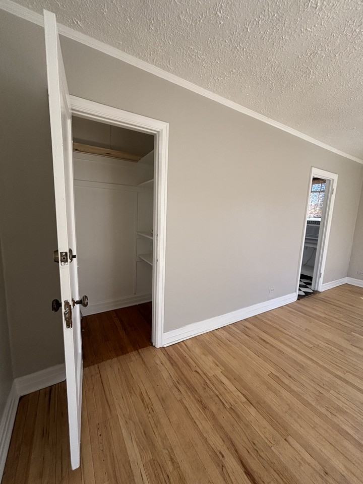 1320 York St #33 - Photo 6 of 24