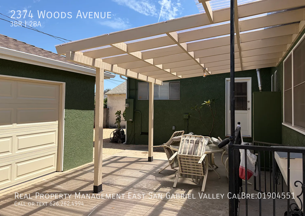 2374 Woods Ave - Photo 5 of 24